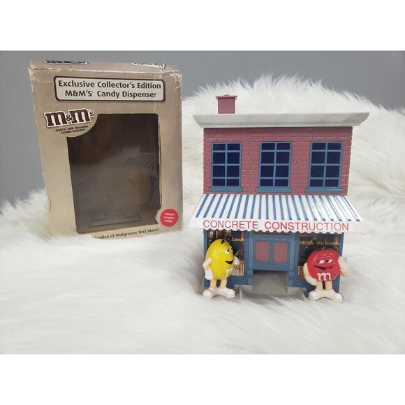 M&M's Candy Dispenser Replica of Walgreens First Store 2008 Collector's‎ Edition - Picture 1 of 10